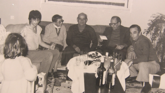 Gilberte et William Sportisse, Jacques Salort à droite.