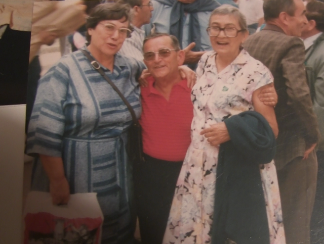 Rolande Salort à gauche, Gilberte Taleb à droite.